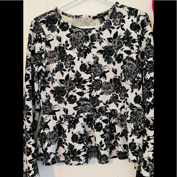 Women’s floral blouse - Size M - Picture 1 of 1